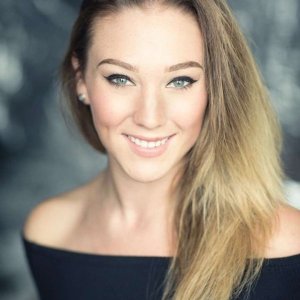 Laura Hills
