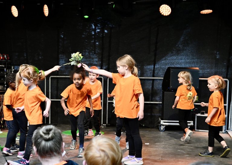Musicalschule Ahrensburg beim Ahrensburger Stadtfest 2024
