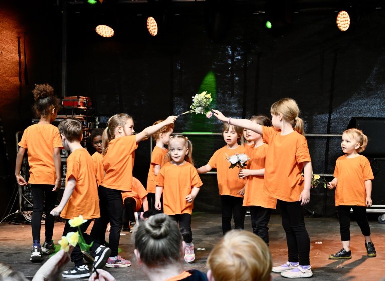 Musicalschule Ahrensburg beim Ahrensburger Stadtfest 2024