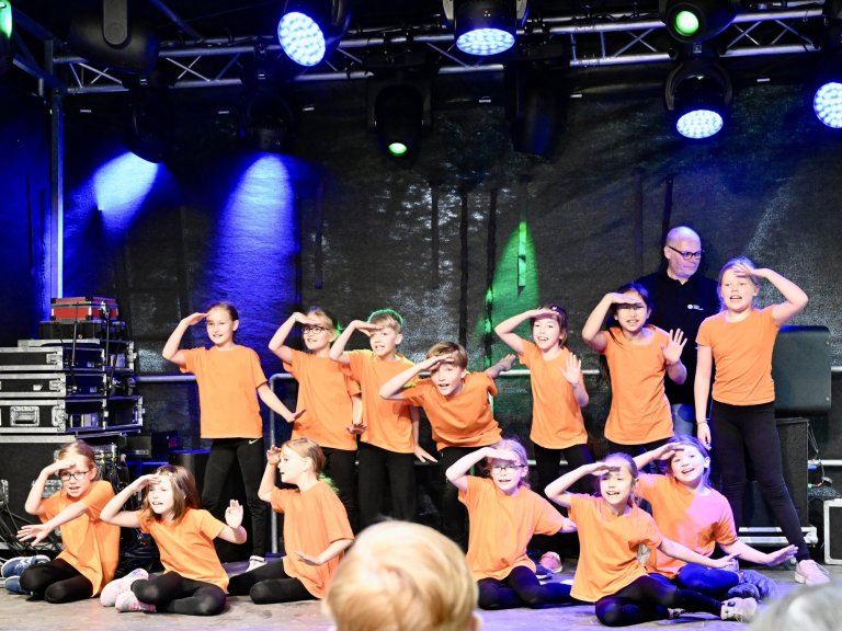 Musicalschule Ahrensburg beim Ahrensburger Stadtfest 2024