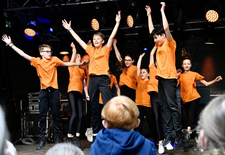Musicalschule Ahrensburg beim Ahrensburger Stadtfest 2024