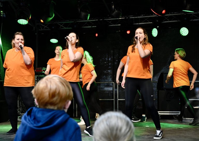 Musicalschule Ahrensburg beim Ahrensburger Stadtfest 2024