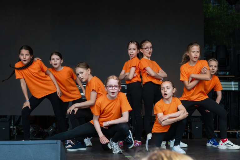 Auftritt der Musicalschule Ahrensburg auf dem Ahrensburger Stadtfest 2026