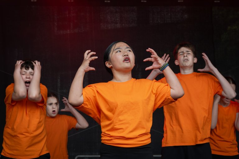 Auftritt der Musicalschule Ahrensburg auf dem Ahrensburger Stadtfest 2026