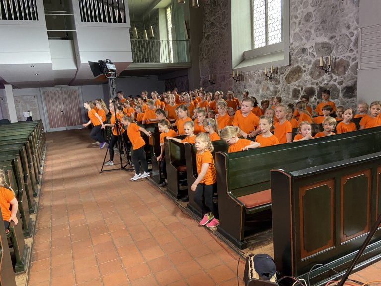 In Our Service - Musicalschule Ahrensburg behind the Scenes beim Videodreh