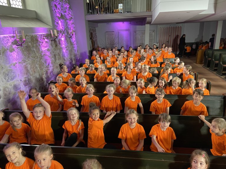 In Our Service - Musicalschule Ahrensburg behind the Scenes beim Videodreh